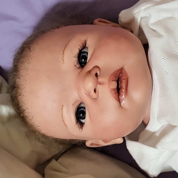 COPY - Reborn doll Chloe - Picture 9 of 12